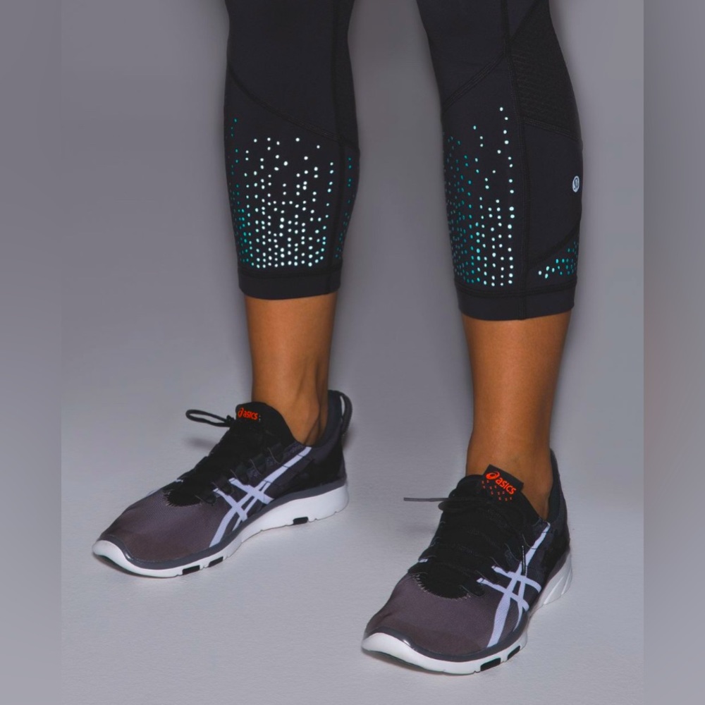 Lululemon Pace Rival Crop *Lights Out in Black | Forage Teal